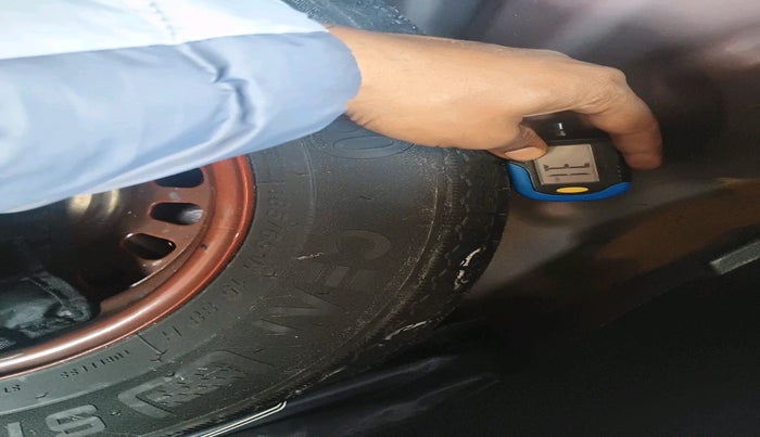 2021 Nissan MAGNITE XV PREMIUM TURBO, Petrol, Manual, 1,04,427 km, tyre