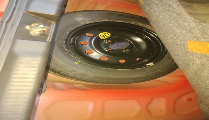 2019 Maruti Swift ZXI PLUS, Petrol, Manual, 34,277 km, tyre