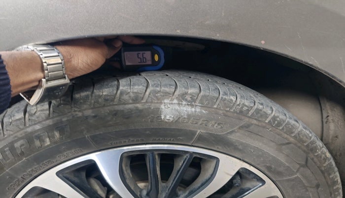 2022 Maruti Ertiga ZXI  CNG, Petrol, Manual, 1,07,611 km, tyre