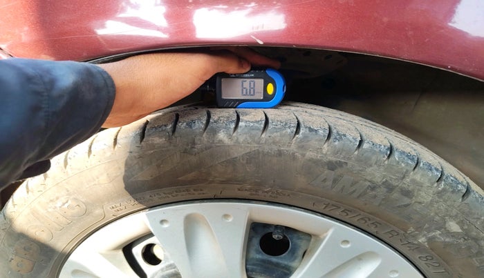 2015 Honda Amaze 1.2L I-VTEC S, Petrol, Manual, 1,34,112 km, tyre