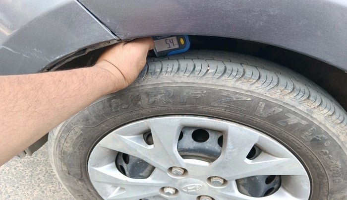 2015 Hyundai Grand i10 SPORTZ 1.2 KAPPA VTVT, Petrol, Manual, 83,786 km, tyre