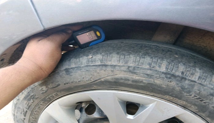 2015 Hyundai Grand i10 SPORTZ 1.2 KAPPA VTVT, Petrol, Manual, 83,786 km, tyre