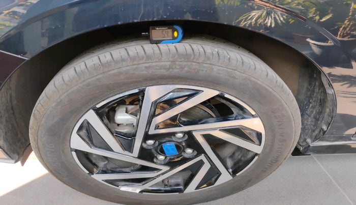 2024 Hyundai NEW I20 ASTA (O) 1.2 IVT, Petrol, Automatic, 4,833 km, tyre