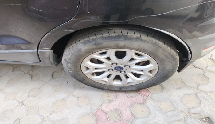 2016 Ford Ecosport TITANIUM 1.5L DIESEL, Diesel, Manual, 85,979 km, tyre