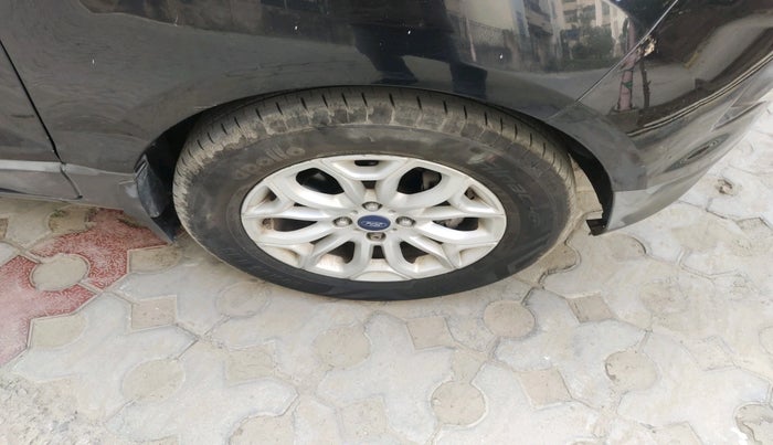 2016 Ford Ecosport TITANIUM 1.5L DIESEL, Diesel, Manual, 85,979 km, tyre