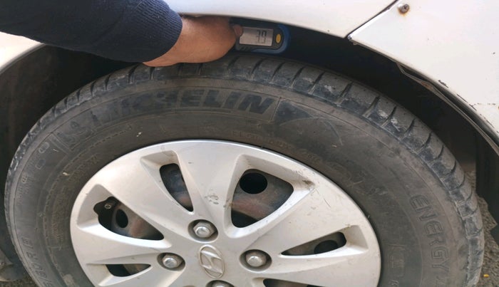 2010 Hyundai i10 MAGNA 1.2, Petrol, Manual, 60,964 km, tyre