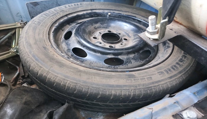 2015 Tata Zest XT PETROL, Petrol, Manual, 1,11,931 km, tyre