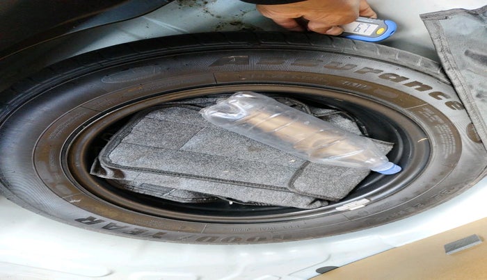 2021 KIA SONET HTK PLUS 1.0 IMT, Petrol, Manual, 19,150 km, tyre