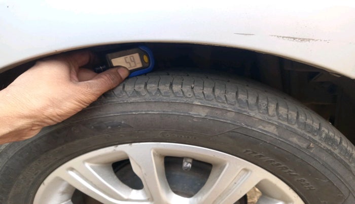 2017 Tata Tiago XZ PETROL, Petrol, Manual, 60,714 km, tyre