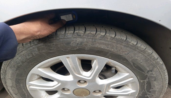 2017 Tata Tiago XZ PETROL, Petrol, Manual, 60,714 km, tyre