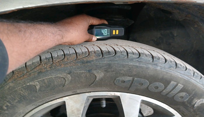 2014 Nissan Terrano XL D PLUS, Diesel, Manual, 63,960 km, tyre