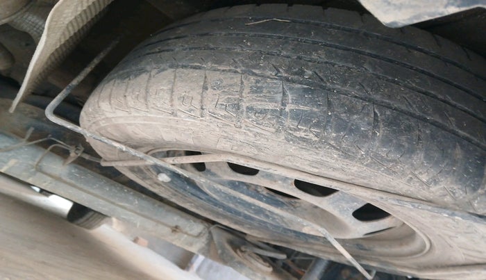 2014 Nissan Terrano XL D PLUS, Diesel, Manual, 63,960 km, tyre