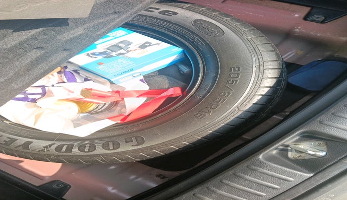 2020 KIA SELTOS HTK PLUS 1.5, Petrol, Manual, 77,193 km, tyre