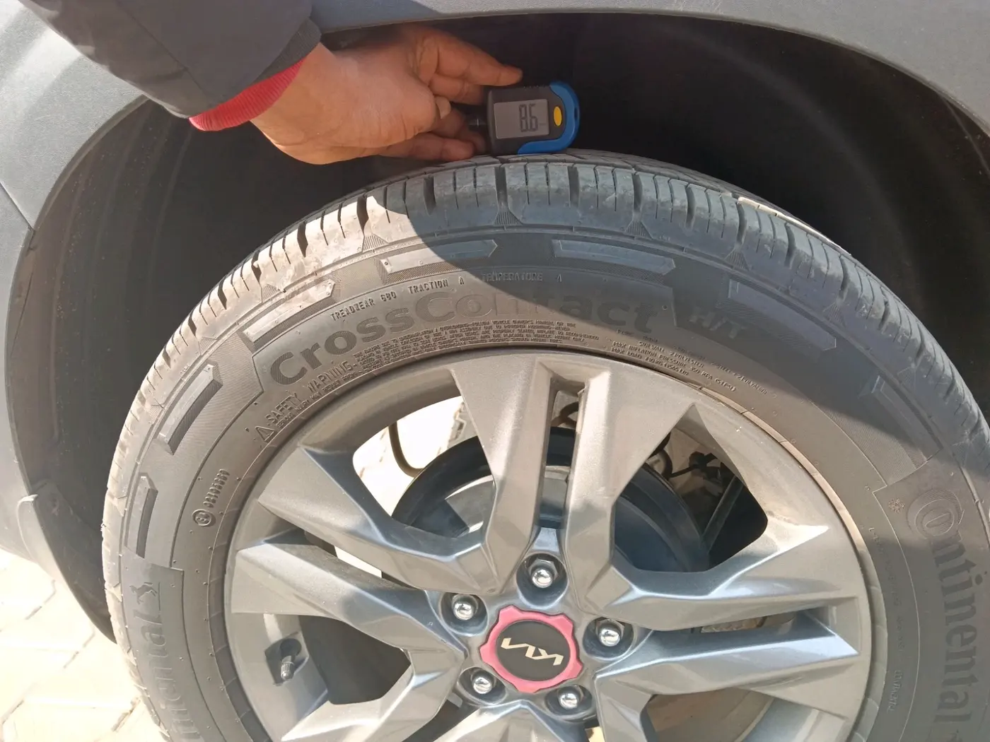 2020 KIA SELTOS HTK PLUS 1.5, Petrol, Manual, 78,000 km, tyre