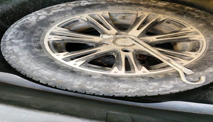 2012 Maruti Swift Dzire VDI, Diesel, Manual, 83,308 km, tyre