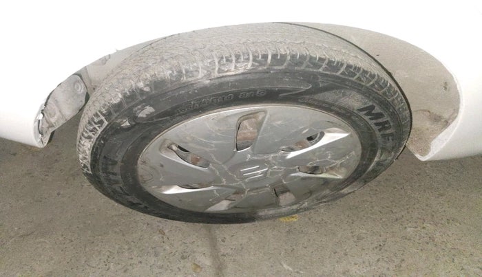 2015 Maruti Celerio VXI AMT, Petrol, Automatic, 83,172 km, tyre