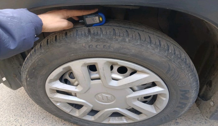 2016 Maruti Vitara Brezza LDI, Diesel, Manual, 1,06,113 km, tyre