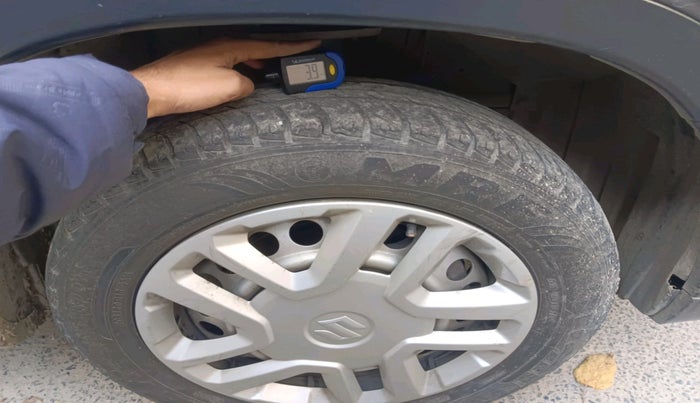 2016 Maruti Vitara Brezza LDI, Diesel, Manual, 1,06,113 km, tyre