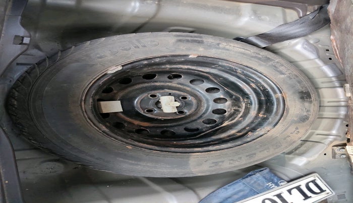 2011 Hyundai i20 SPORTZ 1.2, Petrol, Manual, 85,686 km, tyre