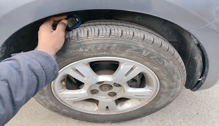 2011 Hyundai i20 SPORTZ 1.2, Petrol, Manual, 85,686 km, tyre