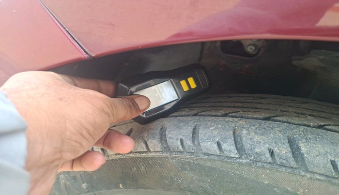 2014 Hyundai Grand i10 SPORTZ 1.2 KAPPA VTVT, Petrol, Manual, 1,03,161 km, tyre