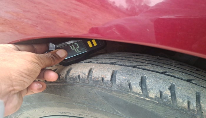 2014 Hyundai Grand i10 SPORTZ 1.2 KAPPA VTVT, Petrol, Manual, 1,03,161 km, tyre