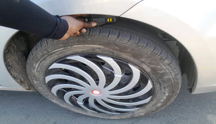 2016 Maruti Ertiga VDI SHVS, Diesel, Manual, 84,801 km, tyre