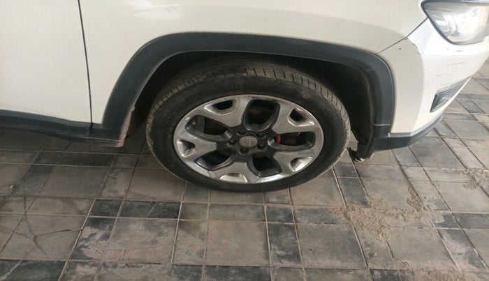 2017 Jeep Compass LIMITED 2.0 DIESEL, Diesel, Manual, 98,265 km, tyre