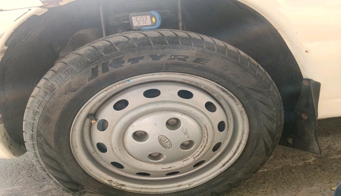 2014 Tata Indigo ECS LS TDI, Diesel, Manual, 1,28,173 km, tyre