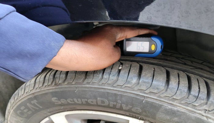 2024 Skoda SLAVIA STYLE 1.0L TSI AT, Petrol, Automatic, 4,050 km, tyre