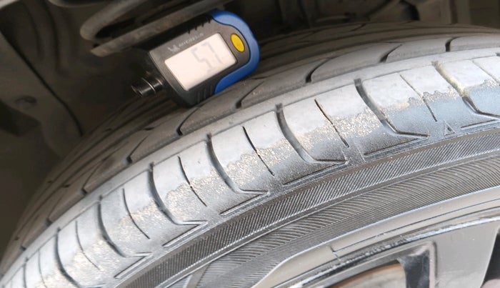 2018 Maruti Vitara Brezza ZDI PLUS, Diesel, Manual, 91,899 km, tyre