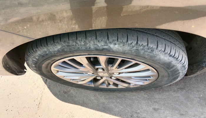 2020 Maruti Ertiga ZXI SHVS, Petrol, Manual, 32,712 km, tyre