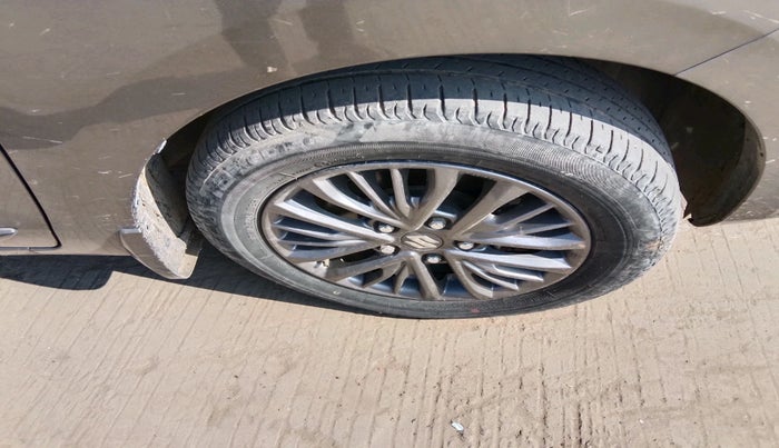 2020 Maruti Ertiga ZXI SHVS, Petrol, Manual, 32,712 km, tyre