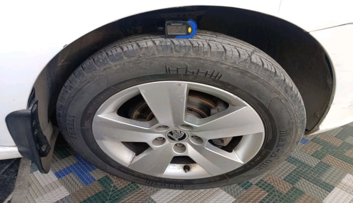 2017 Skoda Rapid STYLE 1.5 TDI, Diesel, Manual, 1,23,268 km, tyre