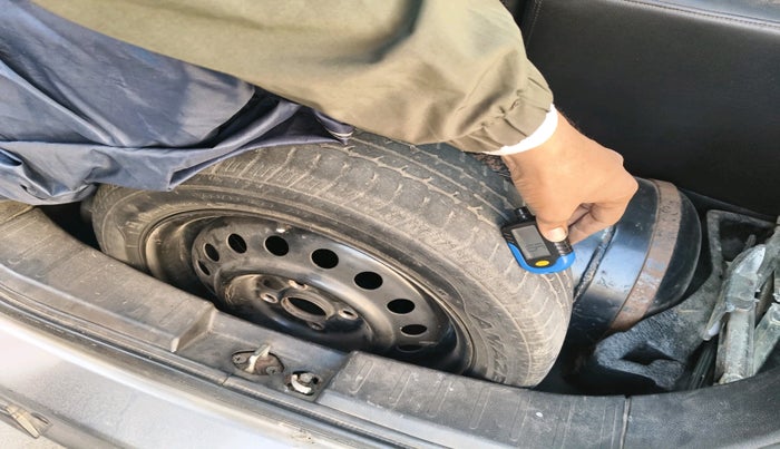 2016 Maruti Wagon R 1.0 VXI, Petrol, Manual, 35,815 km, tyre