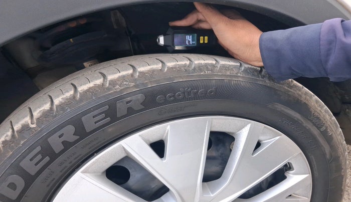 2024 Volkswagen TAIGUN COMFORTLINE 1.0 TSI MT, Petrol, Manual, 27,401 km, tyre