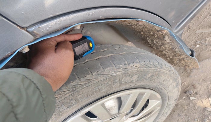 2018 Maruti Eeco 7 STR, Petrol, Manual, 1,10,471 km, tyre