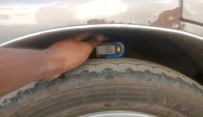 2018 Maruti Eeco 5 STR WITH A/C+HTR, Petrol, Manual, 1,22,235 km, tyre