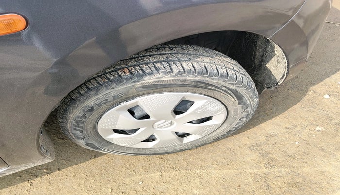 2023 Maruti Alto K10 VXI, Petrol, Manual, 16,064 km, tyre