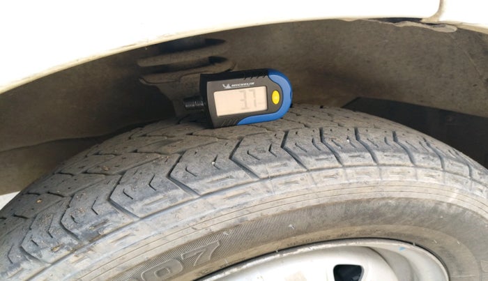 2012 Maruti Eeco 5 STR WITH A/C+HTR, Petrol, Manual, 66,913 km, tyre