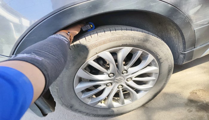 2016 Maruti S Cross ZETA 1.3, Diesel, Manual, 1,34,855 km, tyre