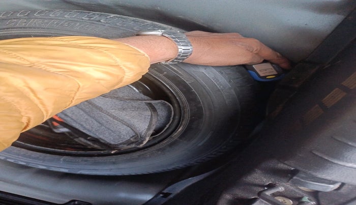 2021 Hyundai NEW I20 SPORTZ 1.2 MT, Petrol, Manual, 55,549 km, tyre