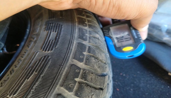 2012 Hyundai Santro Xing GLS LPG, Petrol, Manual, 53,168 km, tyre