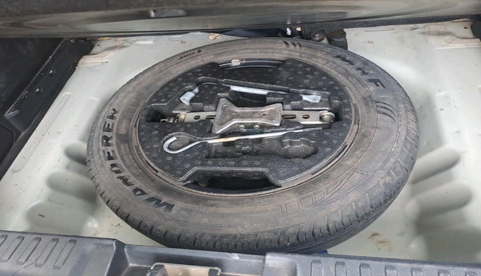 2018 Maruti Vitara Brezza ZDI PLUS AMT, Diesel, Automatic, 99,328 km, tyre