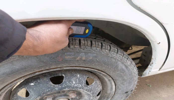 2012 Maruti Alto K10 VXI, Petrol, Manual, 70,055 km, tyre