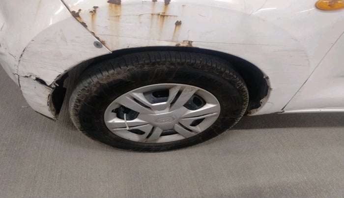 2017 Datsun Redi Go S 1.0, Petrol, Manual, 79,204 km, tyre