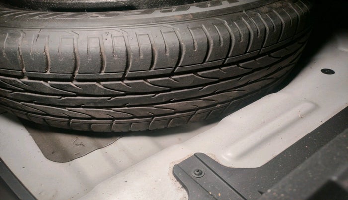 2017 Hyundai Creta SX PLUS AT 1.6 PETROL, Petrol, Automatic, 1,02,367 km, tyre