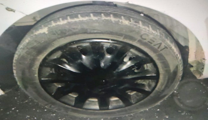 2017 Hyundai XCENT PRIME T CRDI, Diesel, Manual, 71,411 km, tyre