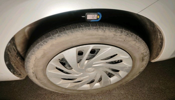 2020 Maruti Ertiga VXI CNG, Petrol, Manual, 63,718 km, tyre