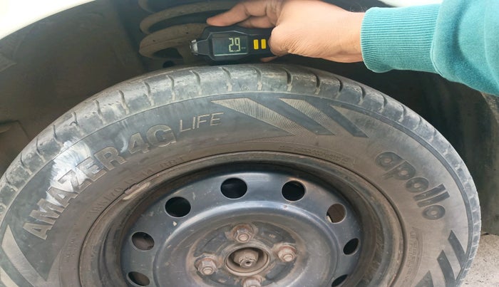 2011 Maruti Swift Dzire VDI, Diesel, Manual, 2,08,546 km, tyre